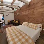 Etna Country Nocleg ze śniadaniem 4*