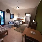 Etna Country 4*