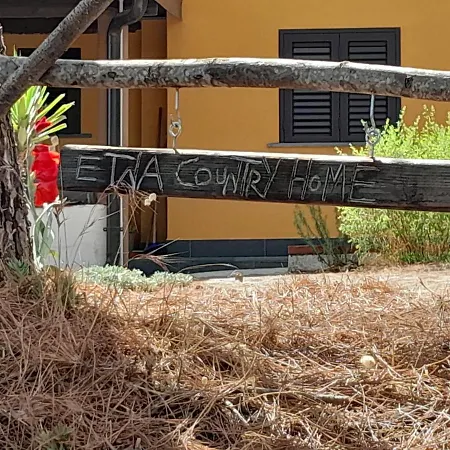 Etna Country Bed & Breakfast