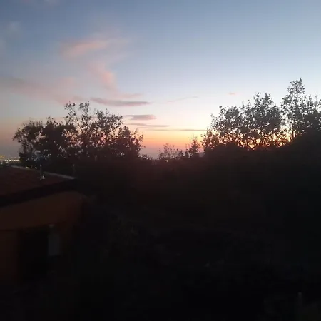 Etna Country Bed & Breakfast