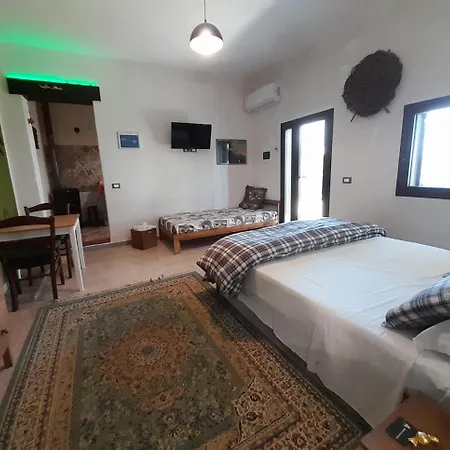 Etna Country Bed & Breakfast